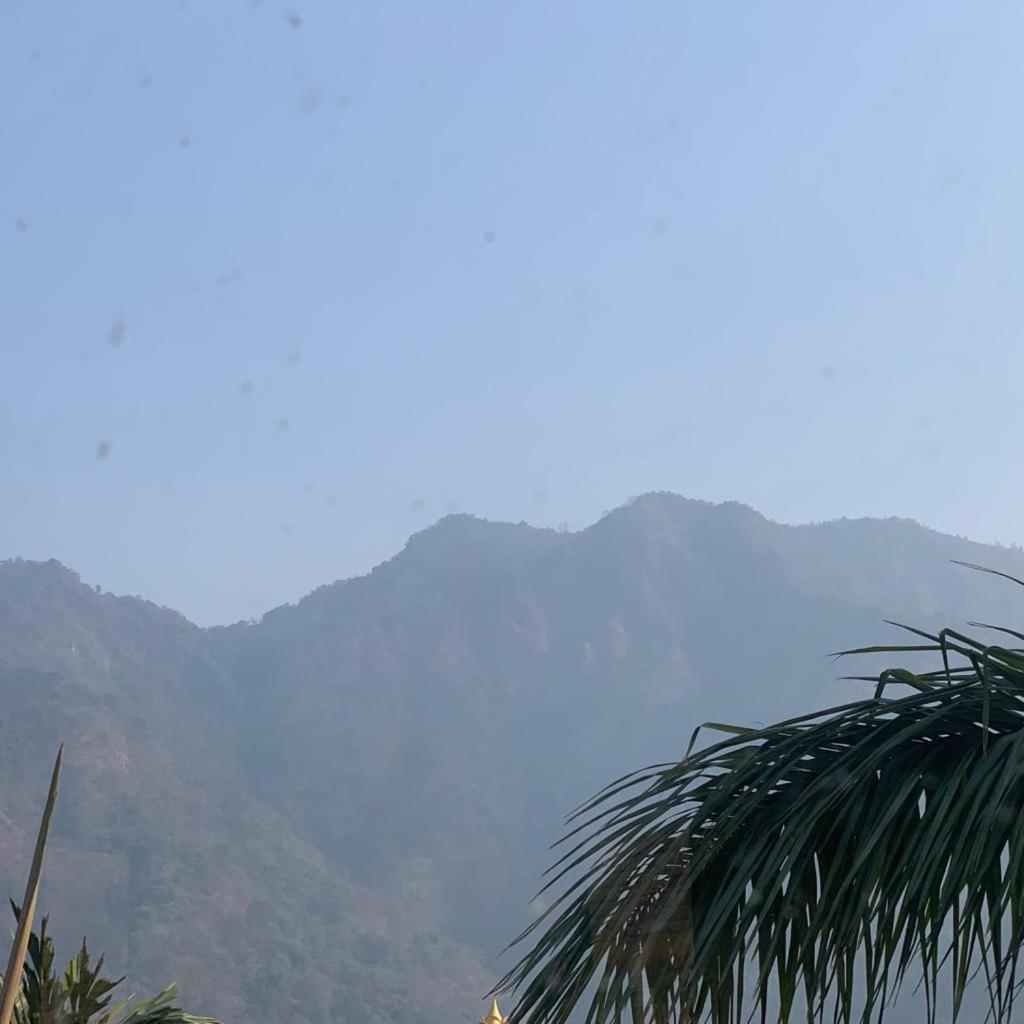 The Roxxy Royal Resort Rishīkesh Esterno foto