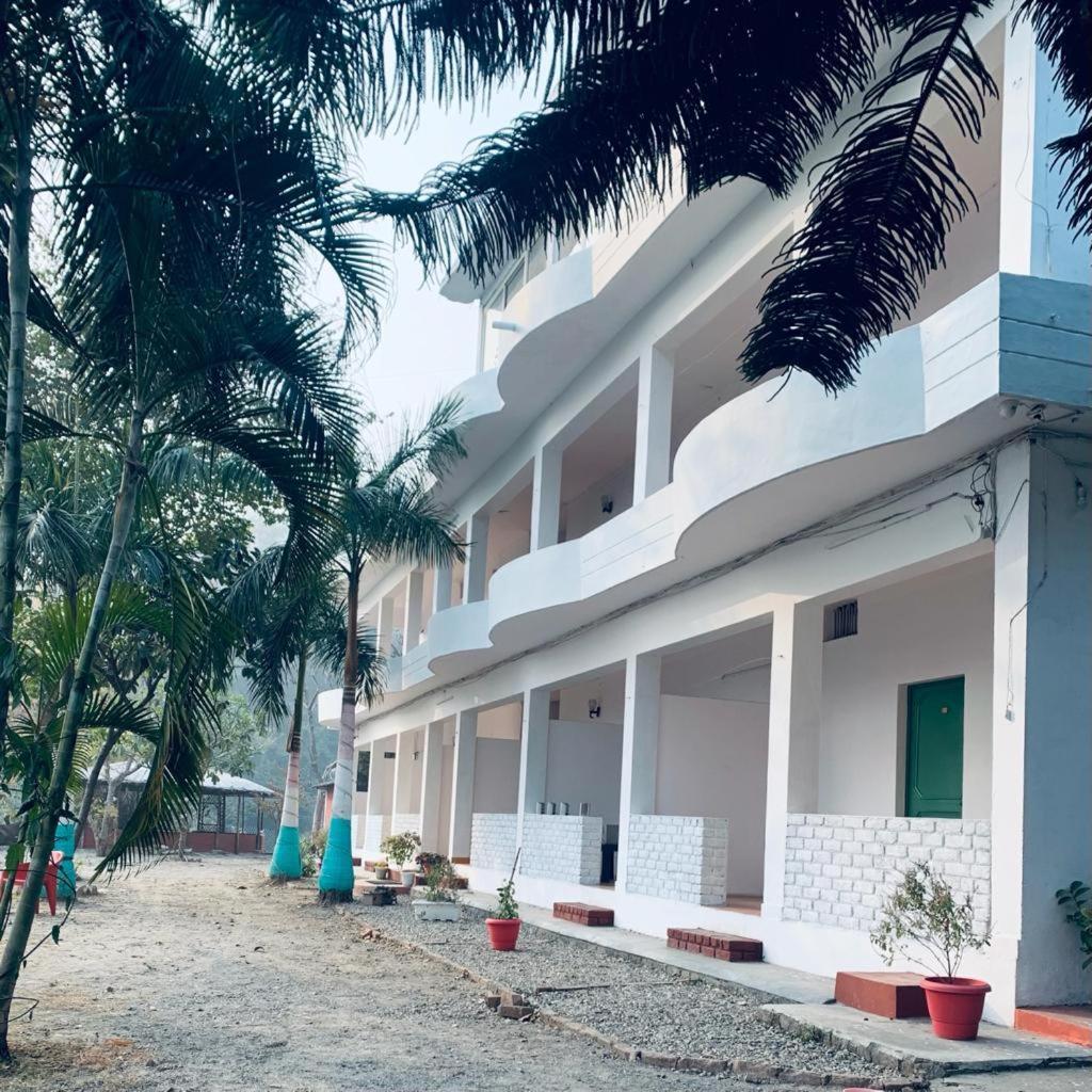 The Roxxy Royal Resort Rishīkesh Esterno foto